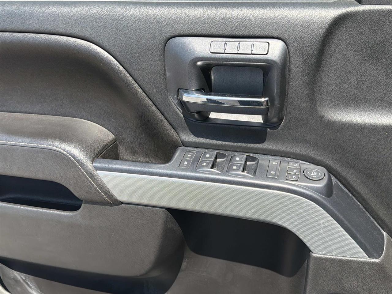 Chevrolet Silverado 2500HD 4WD Crew Cab 153.7" LTZ 2017