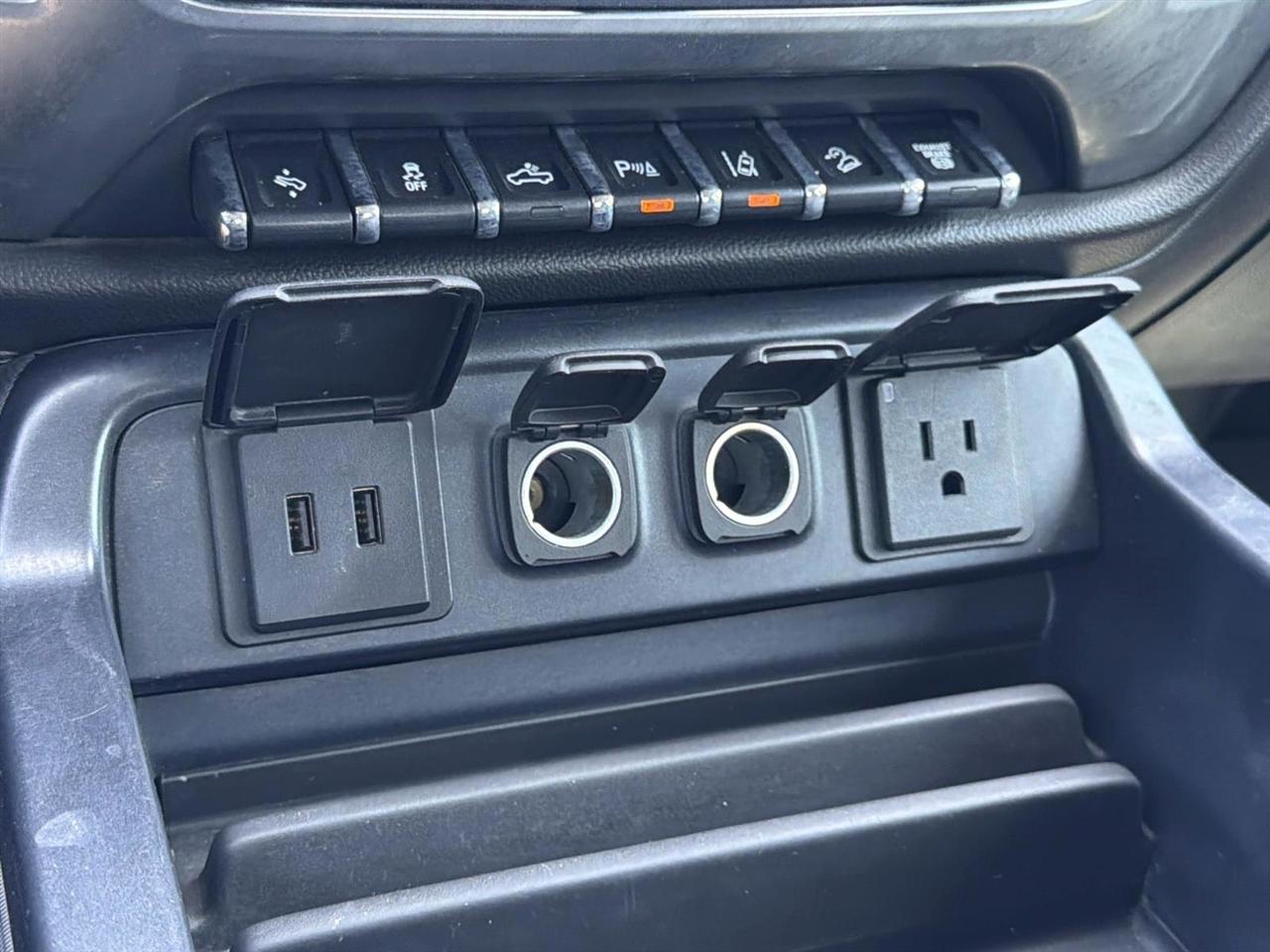 Chevrolet Silverado 2500HD 4WD Crew Cab 153.7" LTZ 2017