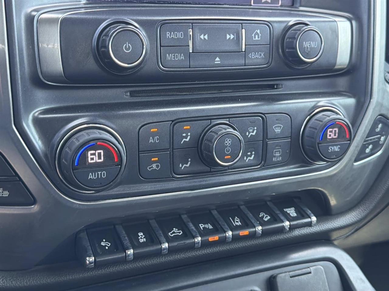 Chevrolet Silverado 2500HD 4WD Crew Cab 153.7" LTZ 2017