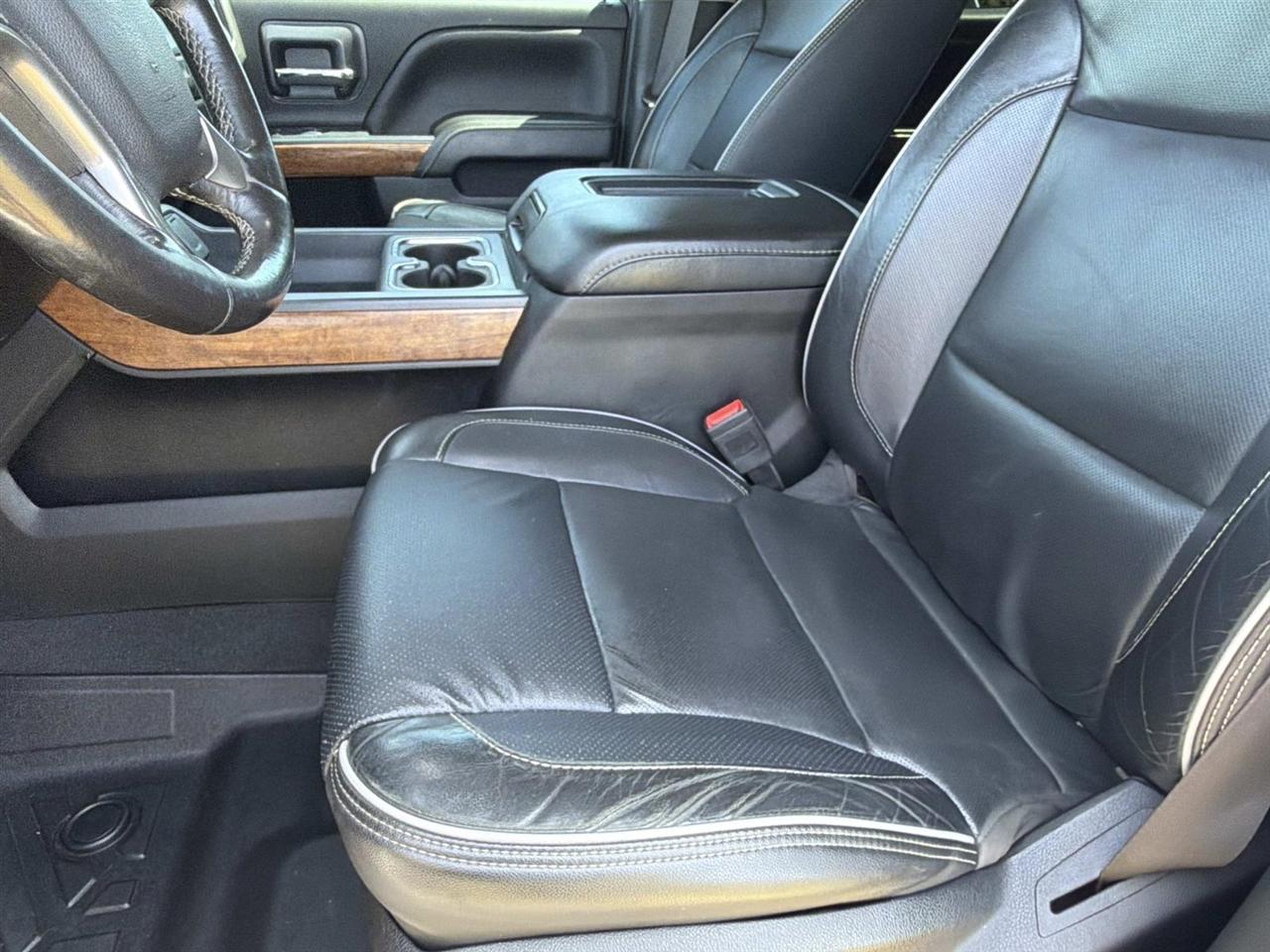 Chevrolet Silverado 2500HD 4WD Crew Cab 153.7" High Country 2019