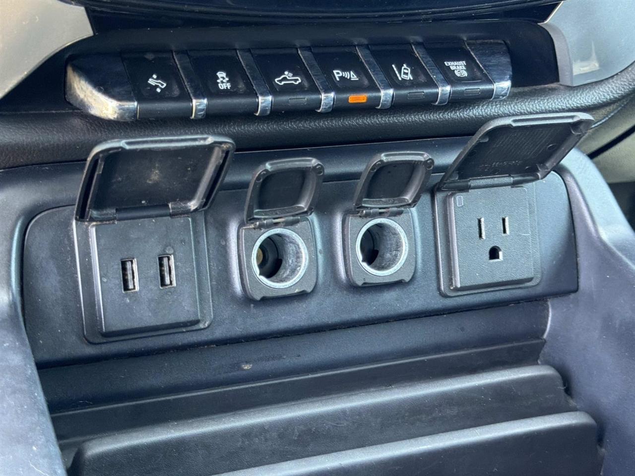 Chevrolet Silverado 2500HD 4WD Crew Cab 153.7" High Country 2019