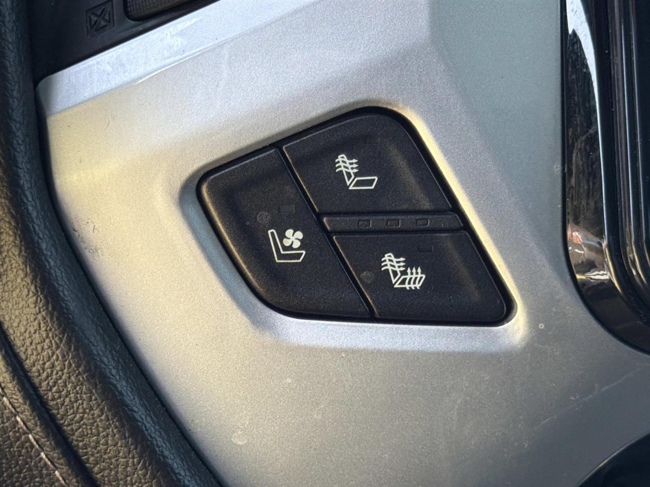 Chevrolet Silverado 2500HD 4WD Crew Cab 153.7" High Country 2019