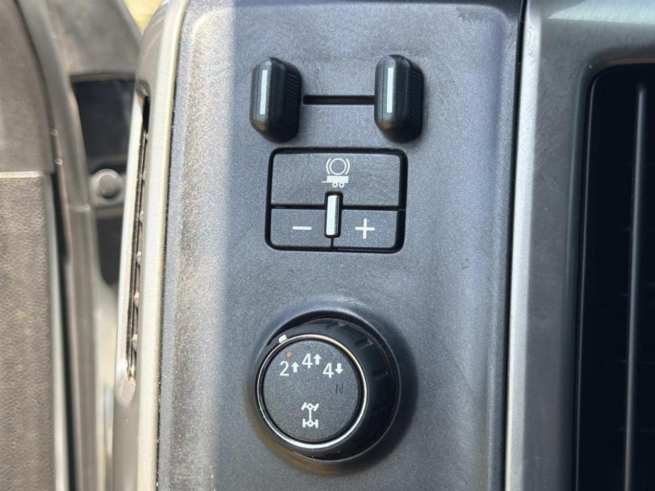 Chevrolet Silverado 2500HD 4WD Crew Cab 153.7" High Country 2019