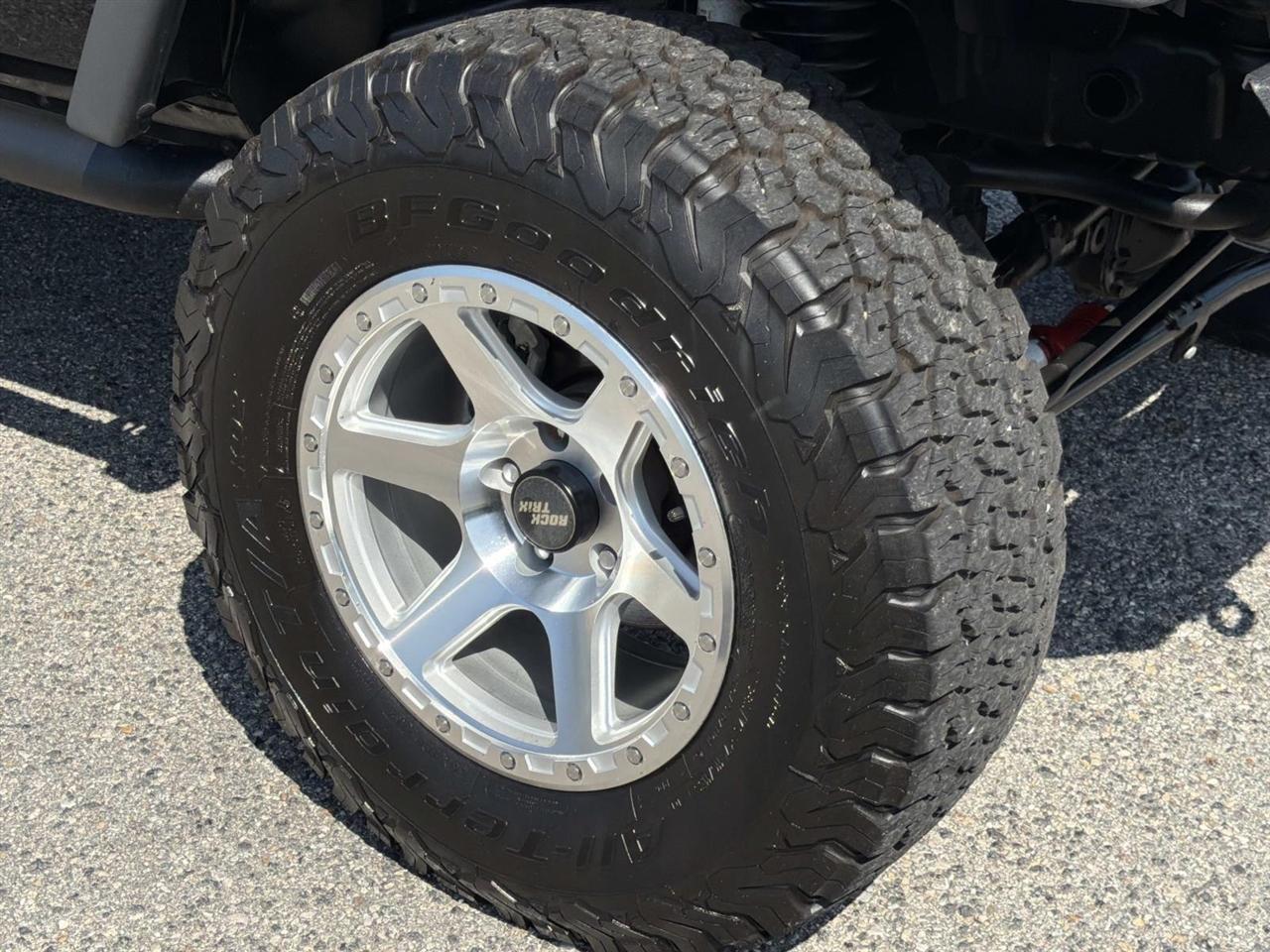 Jeep Wrangler 4WD 2dr Sport 2011