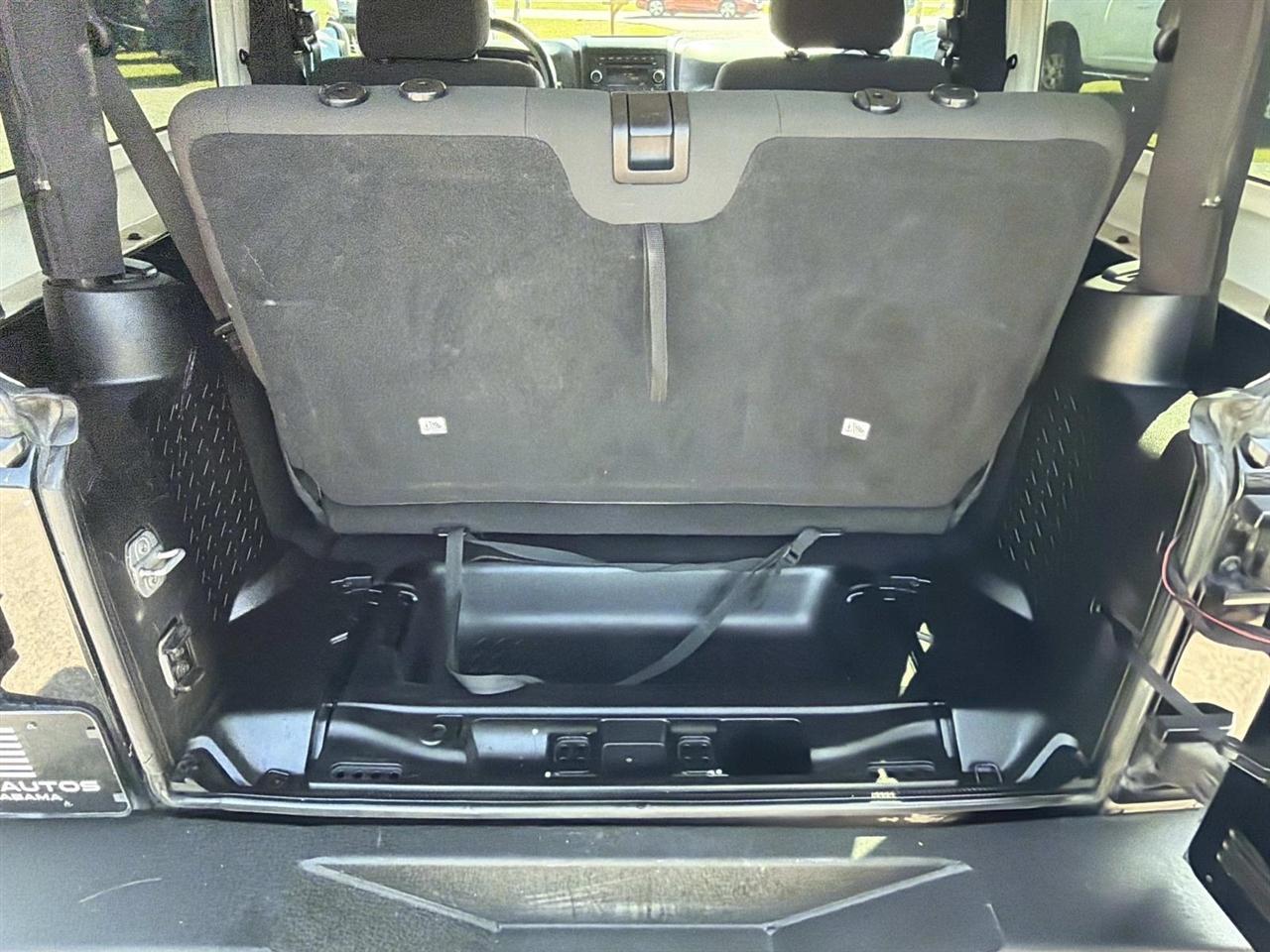 Jeep Wrangler 4WD 2dr Sport 2011