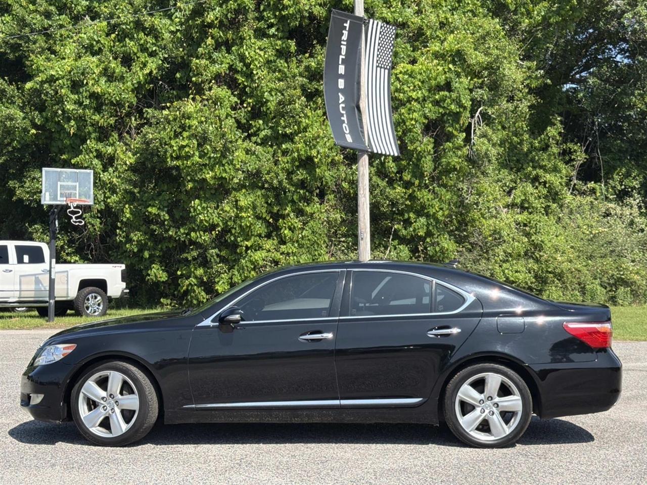 Lexus LS 460 4dr Sdn RWD 2011