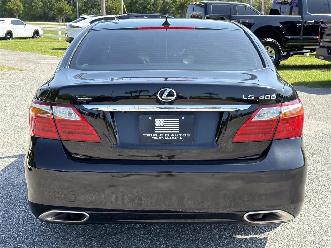 Lexus LS 460 4dr Sdn RWD 2011