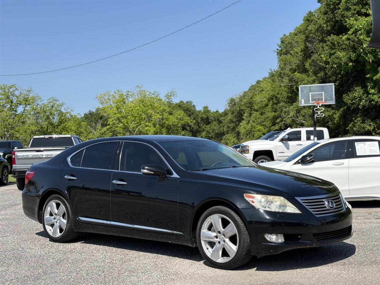 Lexus LS 460 4dr Sdn RWD 2011