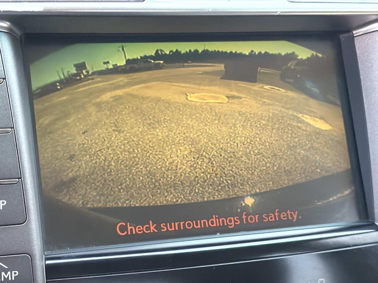 Lexus LS 460 4dr Sdn RWD 2011