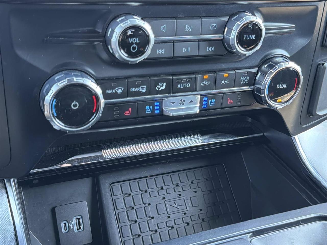 Ford F-150 King Ranch 4WD SuperCrew 5.5' Box 2023