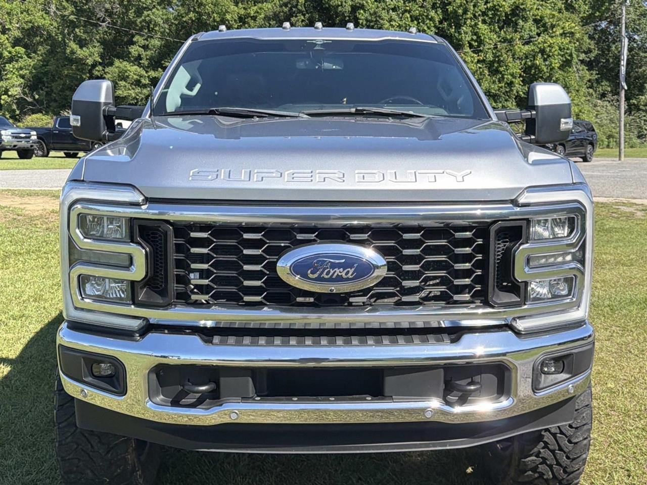 Ford Super Duty F-350 DRW King Ranch 4WD Crew Cab 8' Box 2023