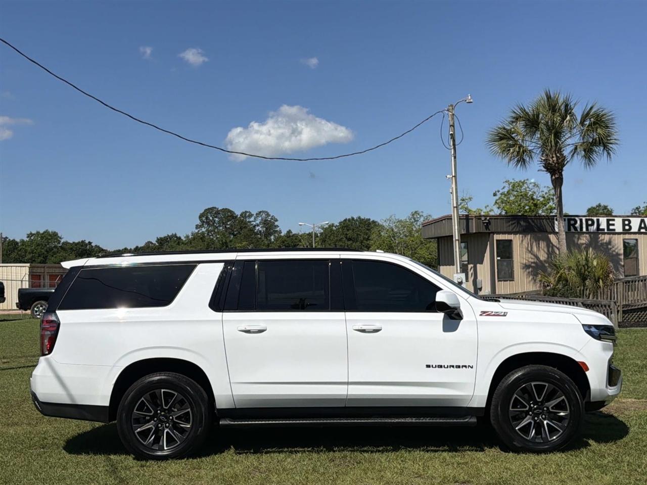 Chevrolet Suburban 4WD 4dr Z71 2022