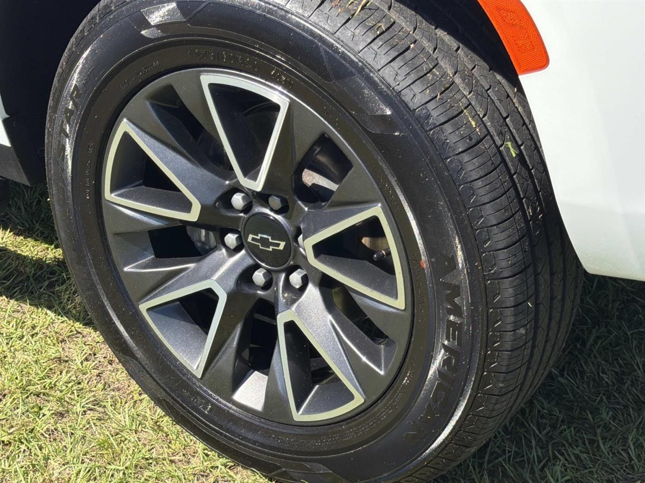 Chevrolet Suburban 4WD 4dr Z71 2022