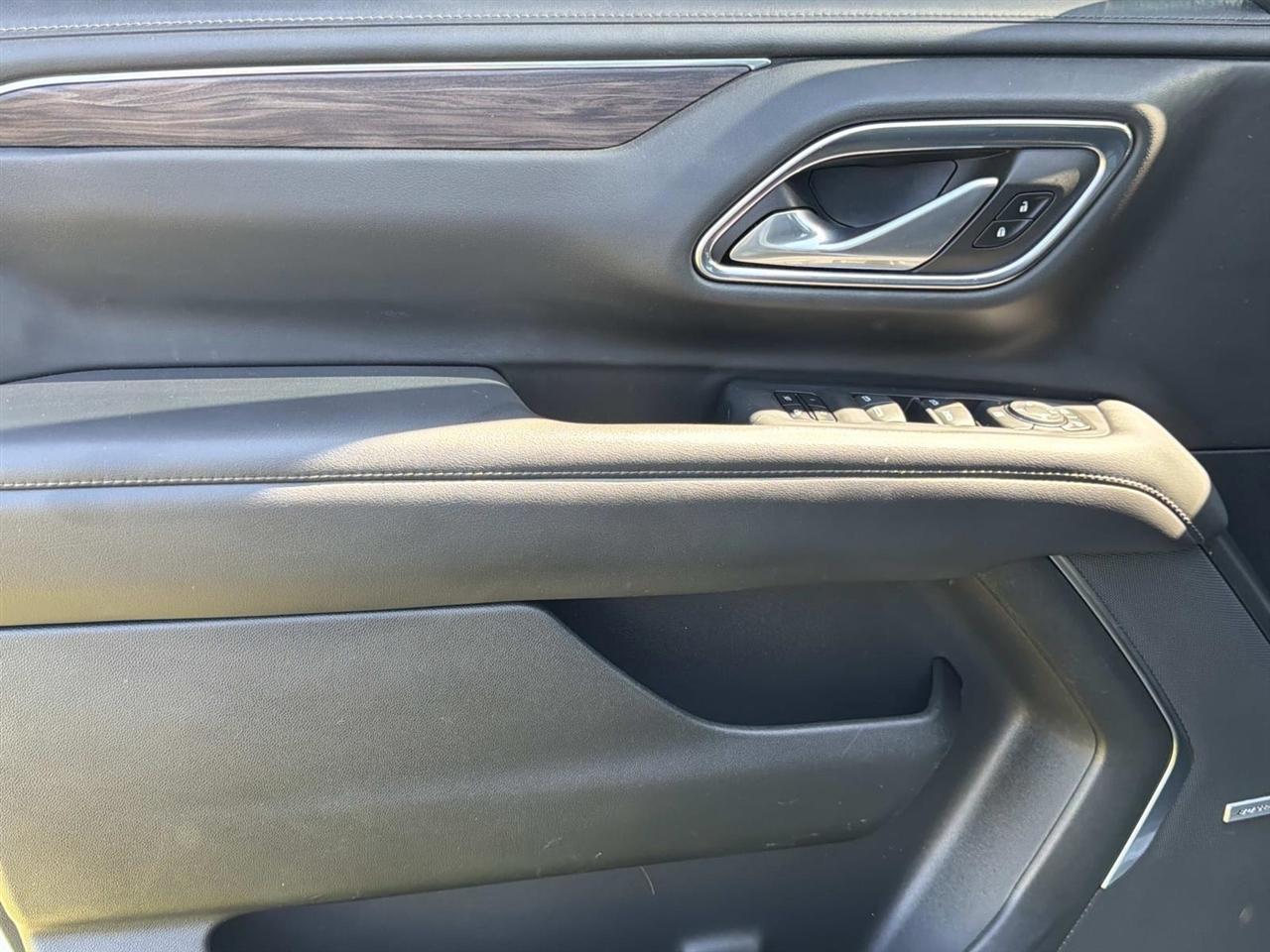 Chevrolet Suburban 4WD 4dr Z71 2022