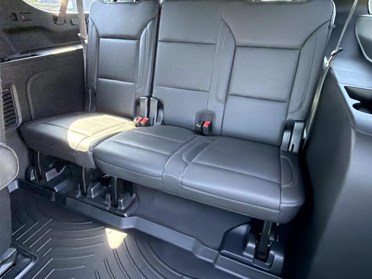 Chevrolet Suburban 4WD 4dr Z71 2022