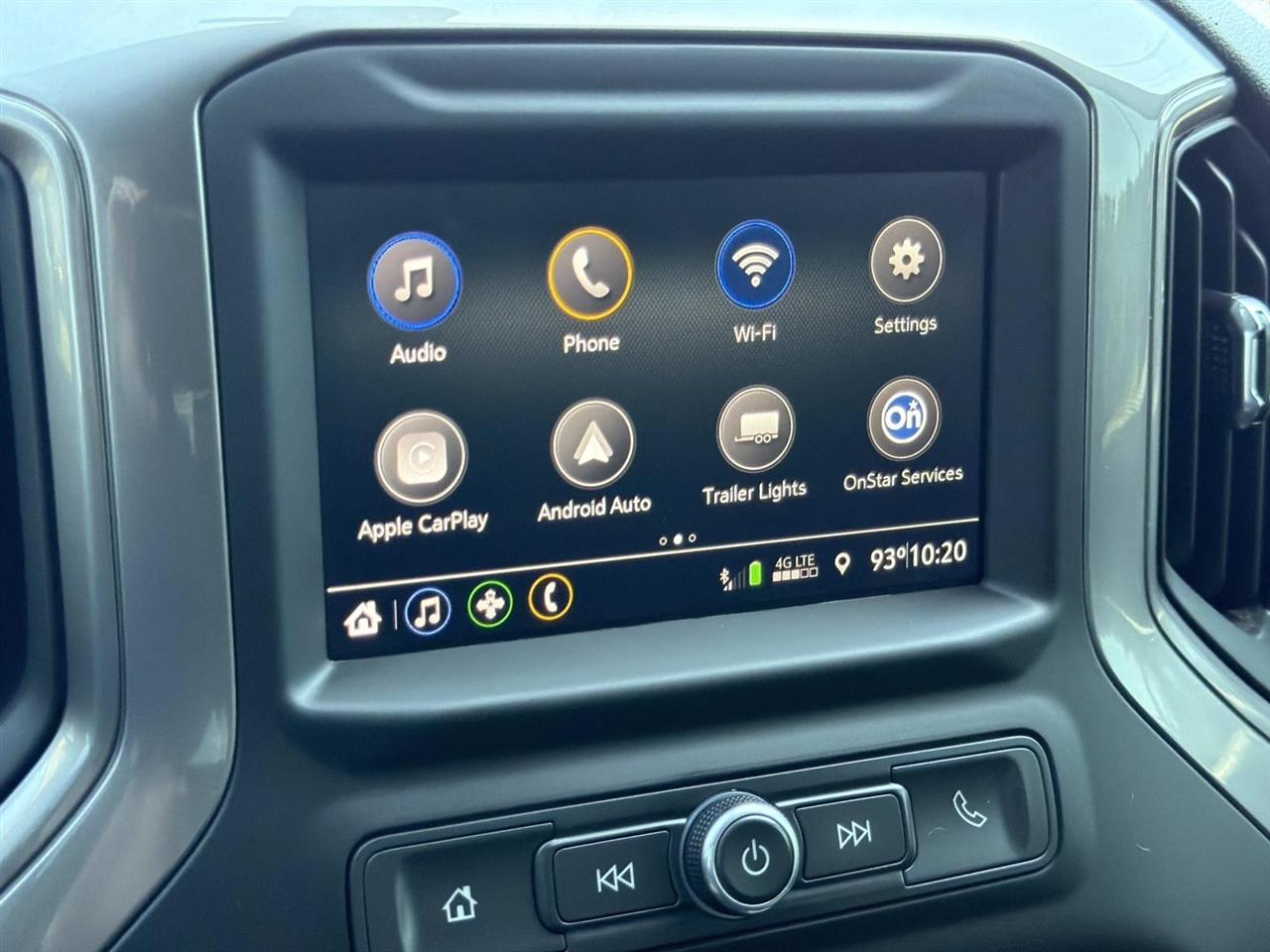 Chevrolet Silverado 2500HD 4WD Crew Cab 159" Custom 2023