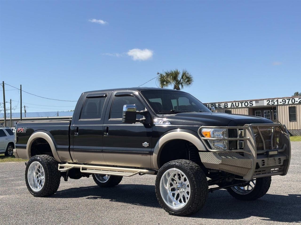 Ford Super Duty F-250 SRW 4WD Crew Cab 156" King Ranch 2012