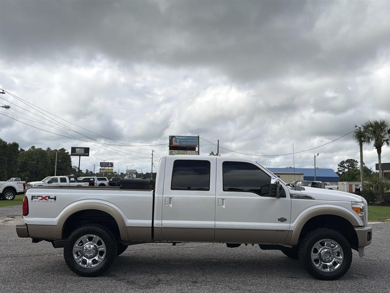 Ford Super Duty F-250 SRW 4WD Crew Cab 156" King Ranch 2011