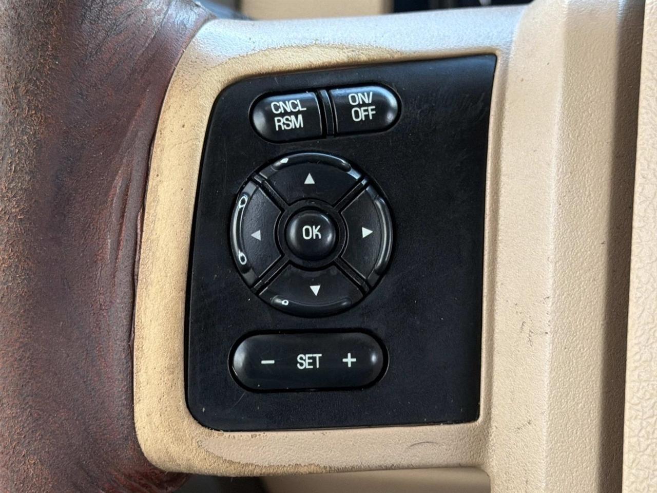 Ford Super Duty F-250 SRW 4WD Crew Cab 156" King Ranch 2011