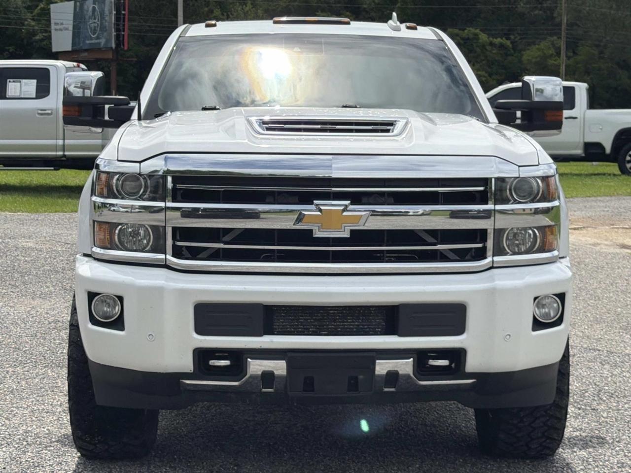 Chevrolet Silverado 2500HD 4WD Crew Cab 153.7" High Country 2019