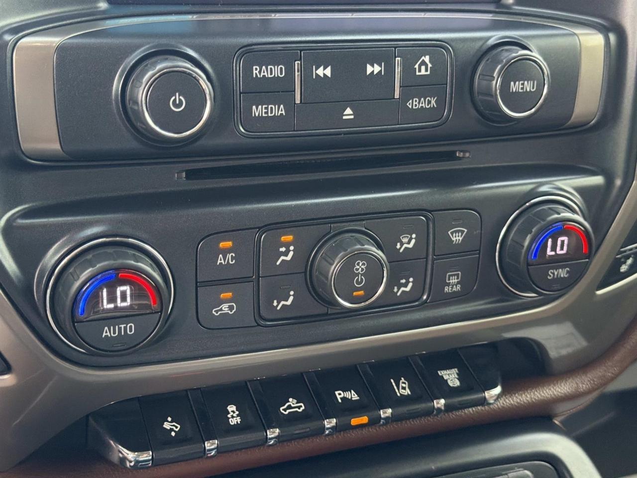 Chevrolet Silverado 2500HD 4WD Crew Cab 153.7" High Country 2019