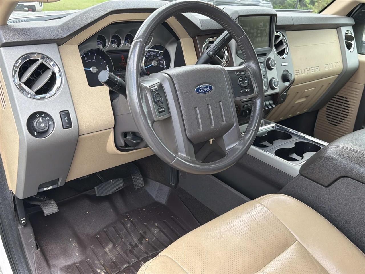 Ford Super Duty F-250 SRW 4WD Crew Cab 172" Platinum 2016