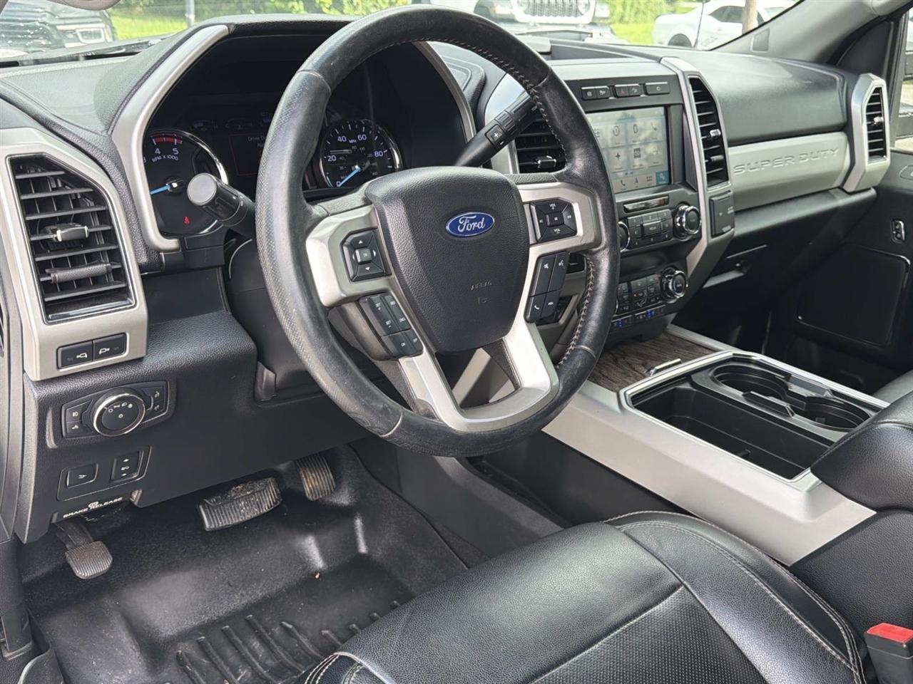 Ford Super Duty F-250 SRW King Ranch 4WD Crew Cab 8' Box 2019