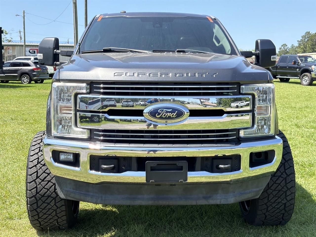 Ford Super Duty F-250 SRW King Ranch 4WD Crew Cab 8' Box 2017