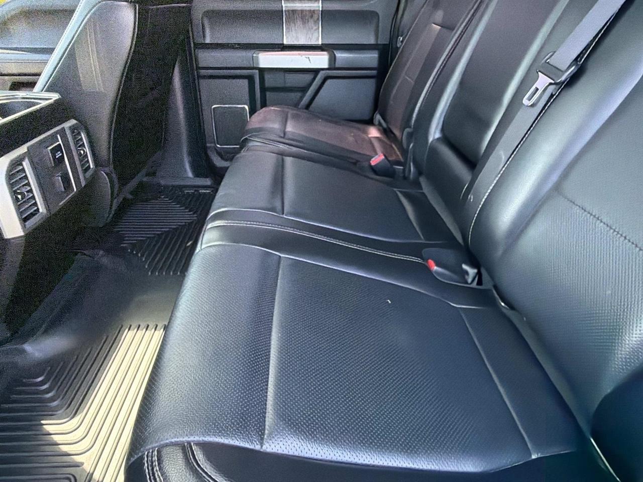 Ford Super Duty F-250 SRW King Ranch 4WD Crew Cab 8' Box 2017