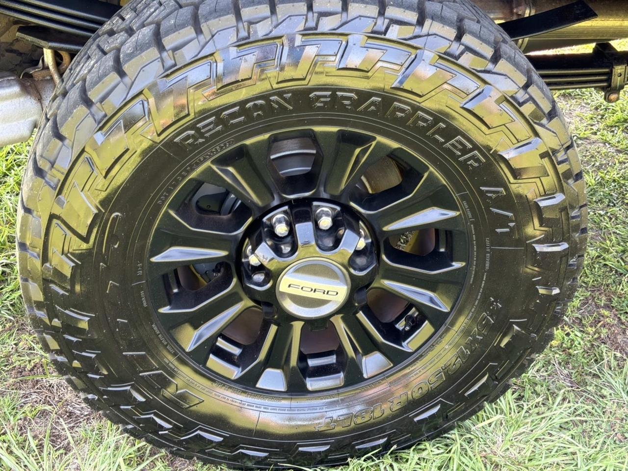 Ford Super Duty F-250 SRW King Ranch 4WD Crew Cab 8' Box 2021