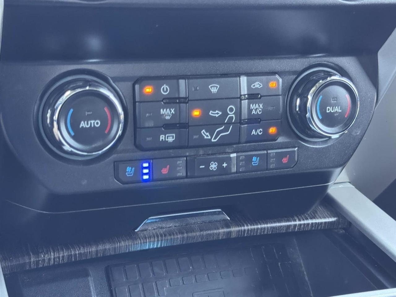 Ford Super Duty F-250 SRW King Ranch 4WD Crew Cab 8' Box 2021