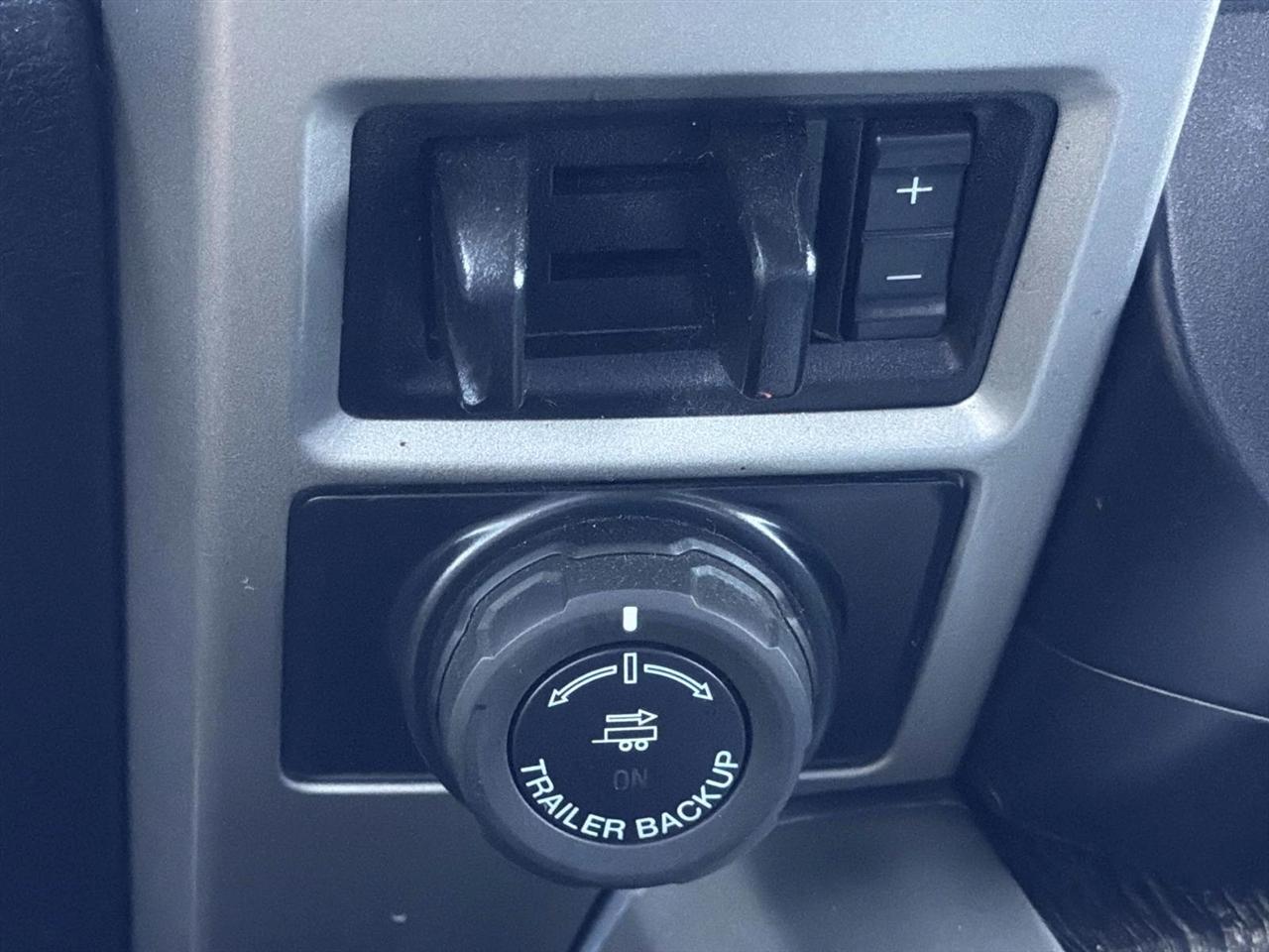 Ford Super Duty F-250 SRW King Ranch 4WD Crew Cab 8' Box 2021