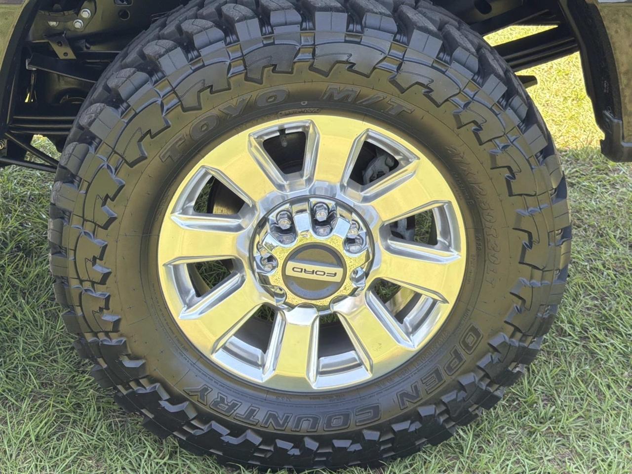 Ford Super Duty F-350 SRW King Ranch 4WD Crew Cab 8' Box 2022