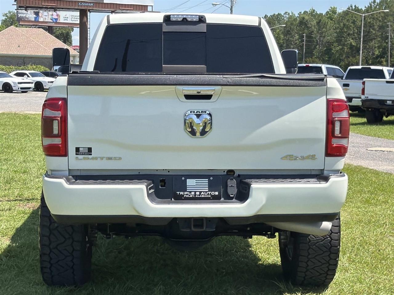 RAM 2500 Limited 4x4 Mega Cab 6'4" Box 2020