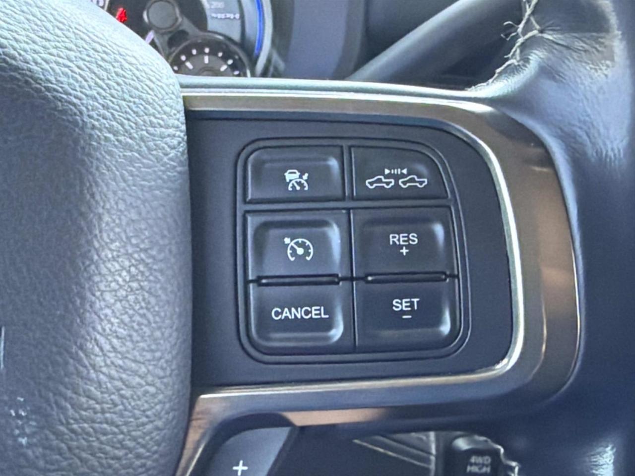 RAM 2500 Limited 4x4 Mega Cab 6'4" Box 2020