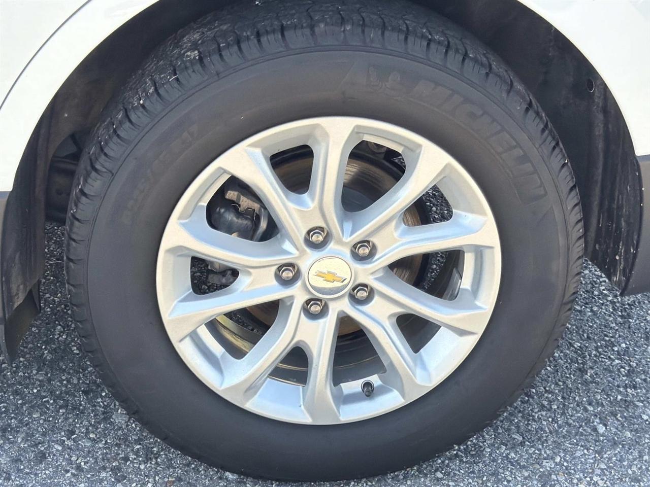 Chevrolet Equinox FWD 4dr LS w/1LS 2019