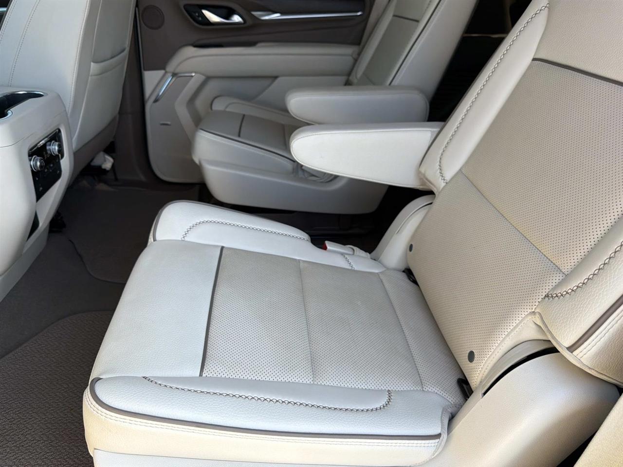 GMC Yukon 4WD 4dr Denali 2022