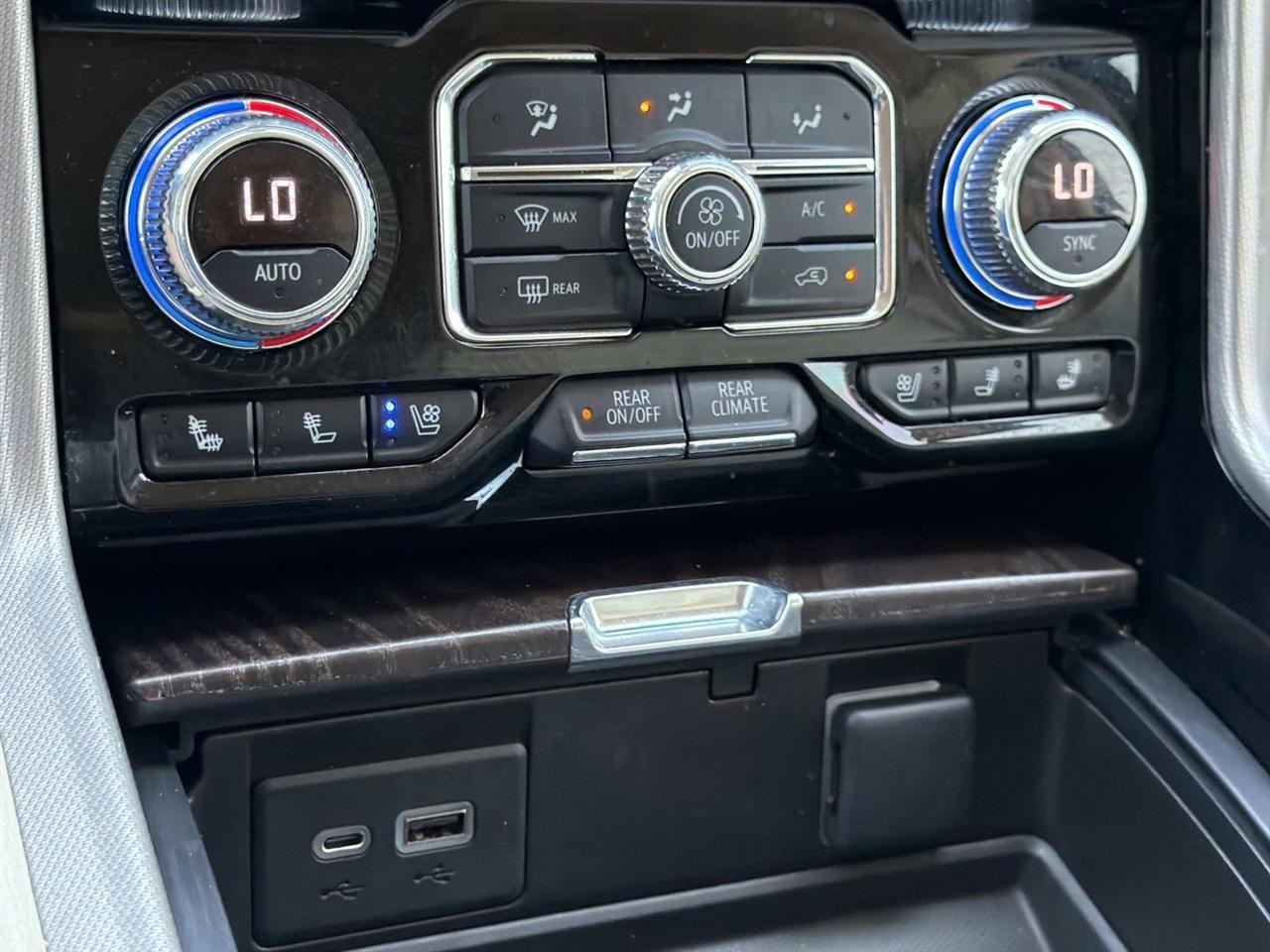 GMC Yukon 4WD 4dr Denali 2022