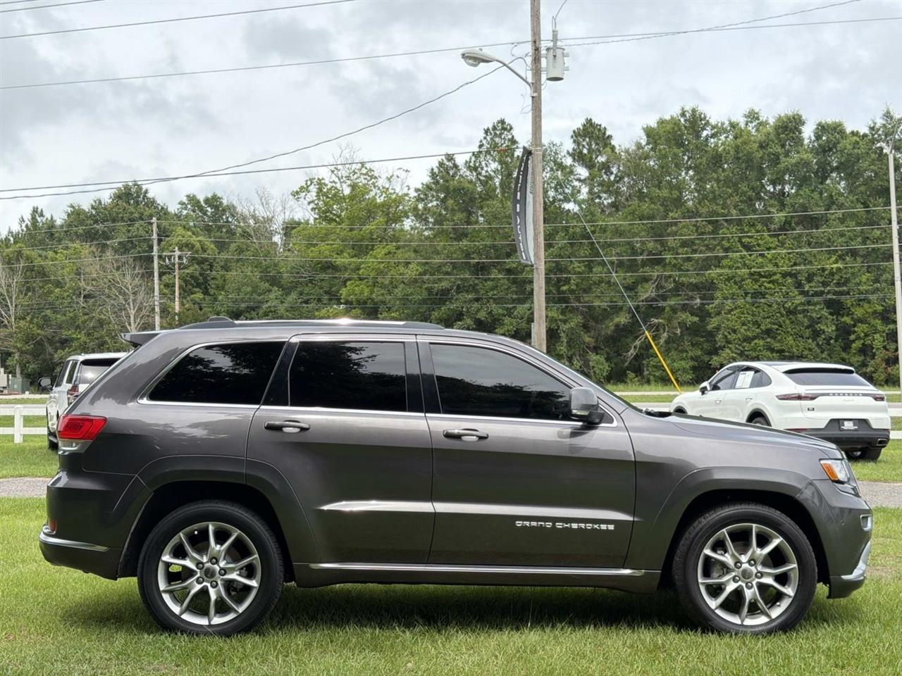 Jeep Grand Cherokee RWD 4dr Summit 2015