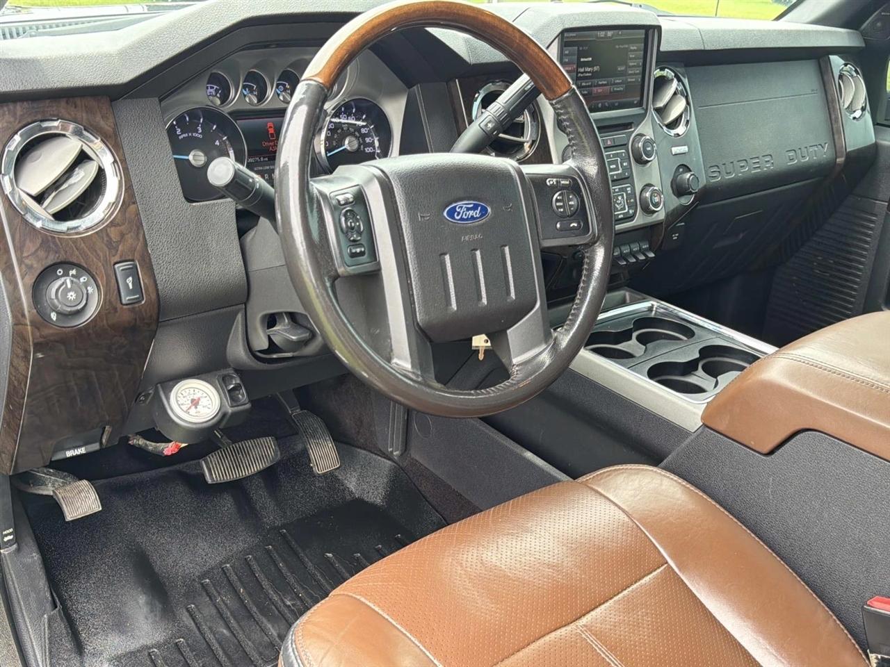 Ford Super Duty F-250 SRW 4WD Crew Cab 172" Platinum 2016