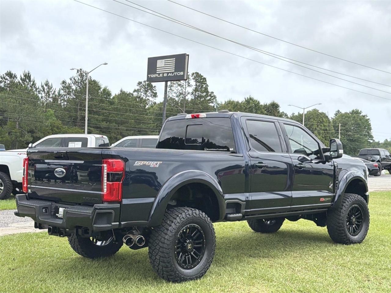 Ford Super Duty F-250 SRW King Ranch 4WD Crew Cab 8' Box 2024