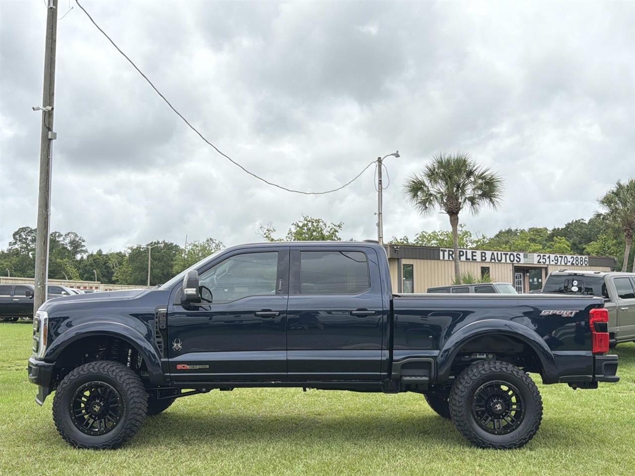 Ford Super Duty F-250 SRW King Ranch 4WD Crew Cab 8' Box 2024