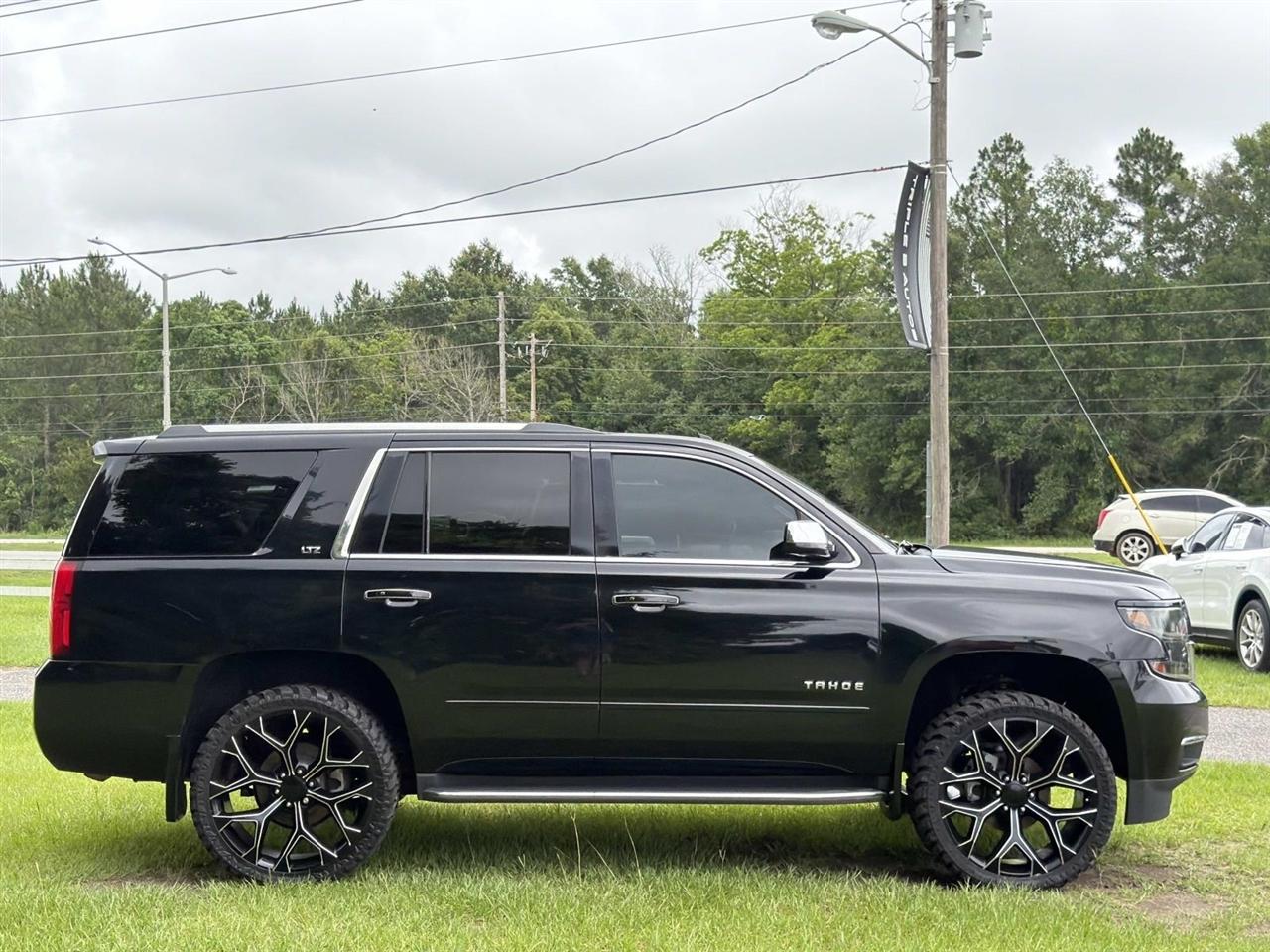 Chevrolet Tahoe 2WD 4dr LTZ 2016