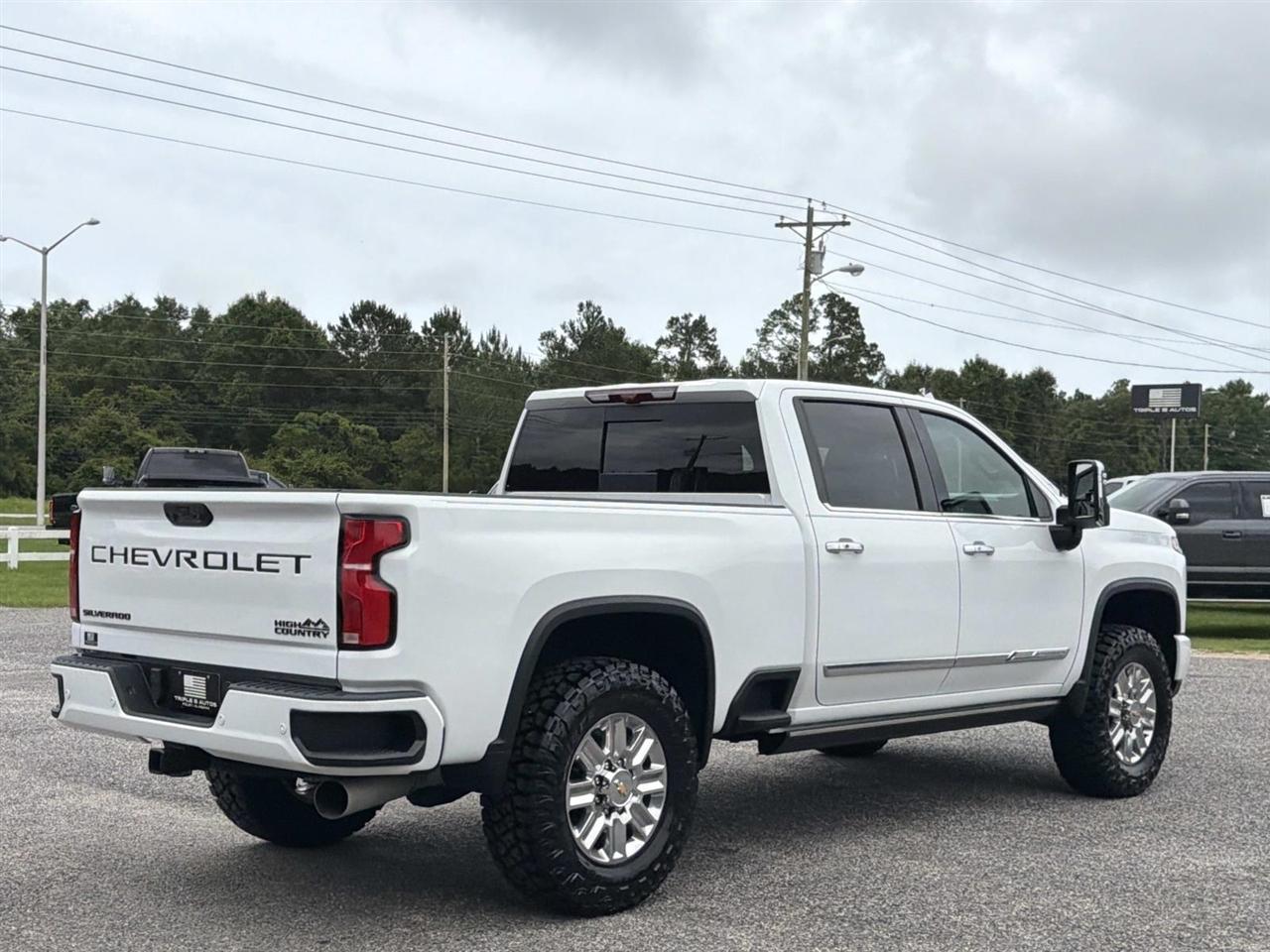 Chevrolet Silverado 2500HD 4WD Crew Cab 159" High Country 2024