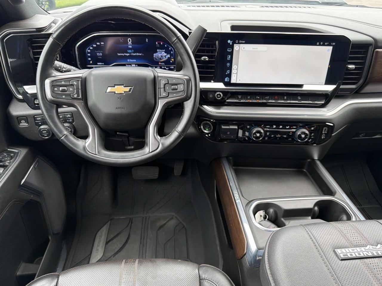 Chevrolet Silverado 2500HD 4WD Crew Cab 159" High Country 2024