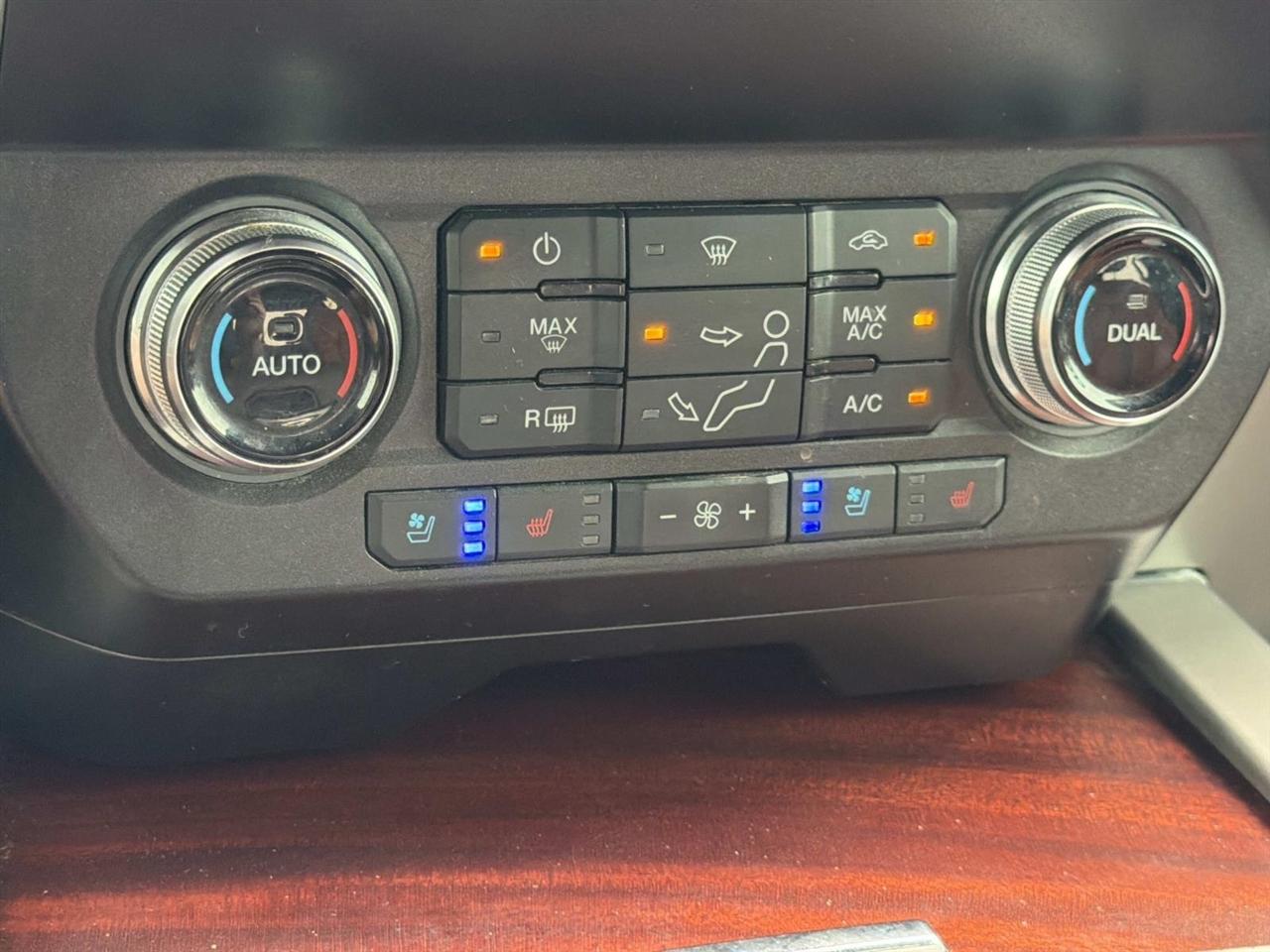 Ford Super Duty F-250 SRW King Ranch 4WD Crew Cab 8' Box 2020