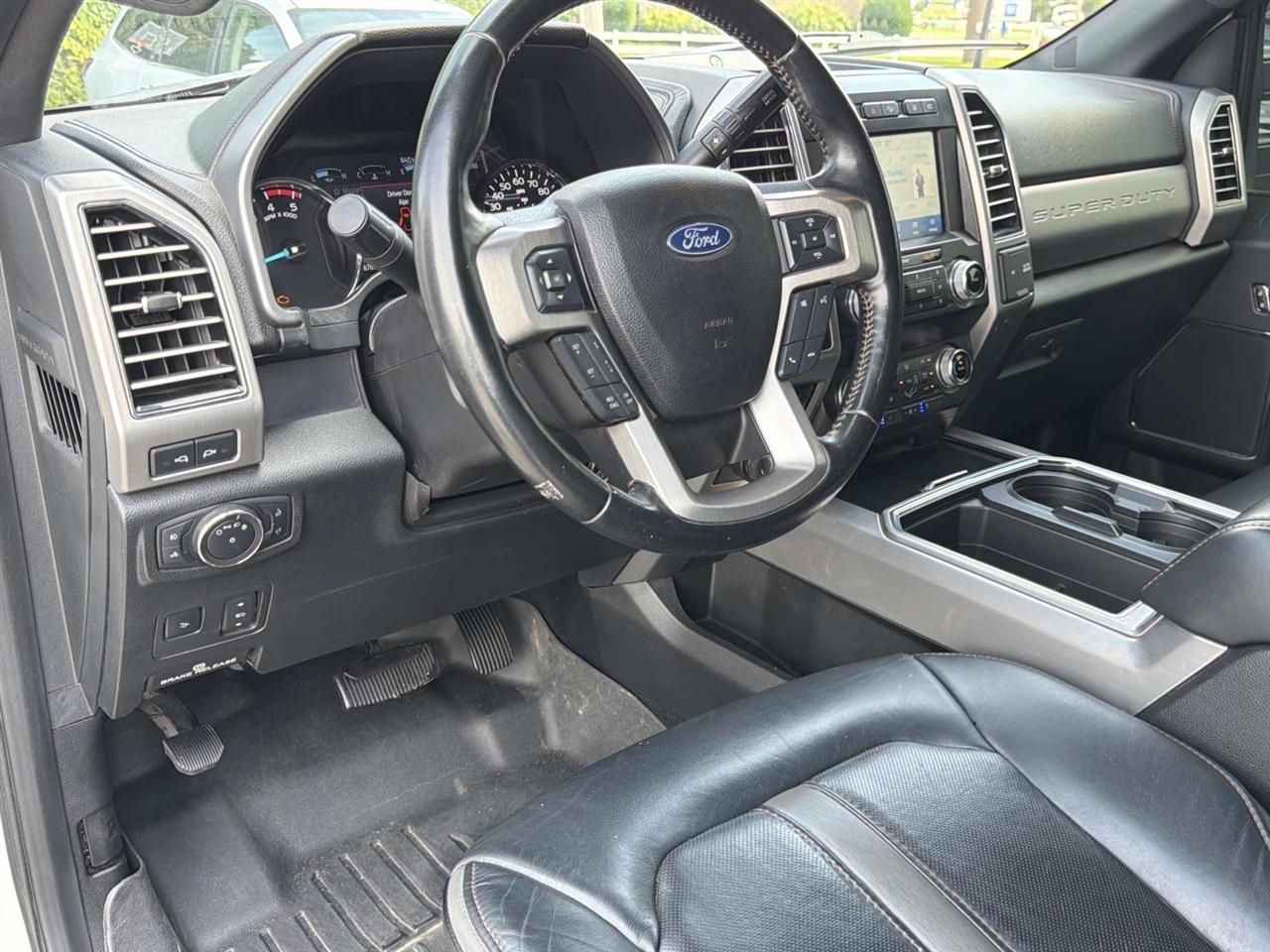 Ford Super Duty F-250 SRW King Ranch 4WD Crew Cab 8' Box 2020