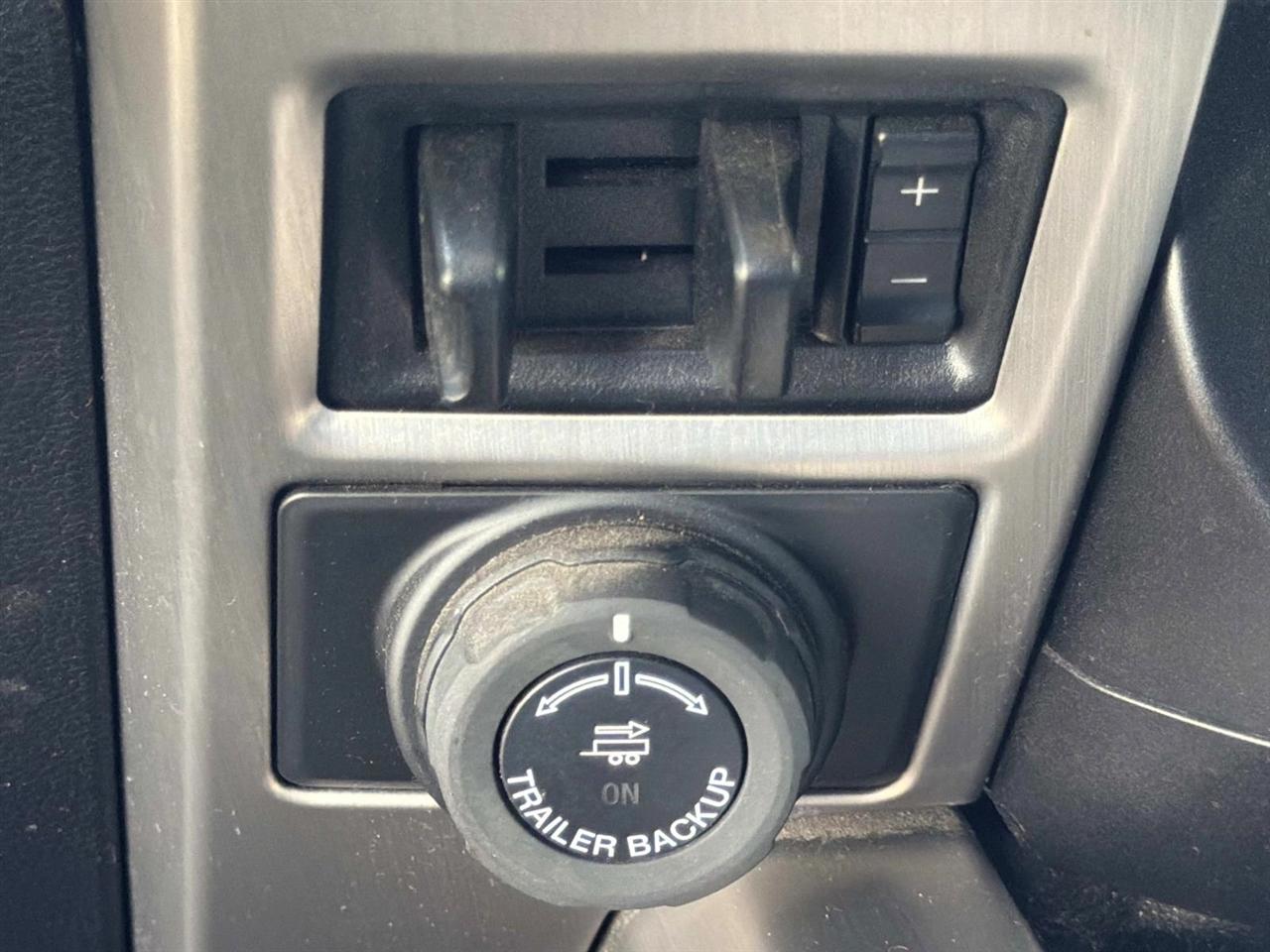 Ford Super Duty F-250 SRW King Ranch 4WD Crew Cab 8' Box 2020
