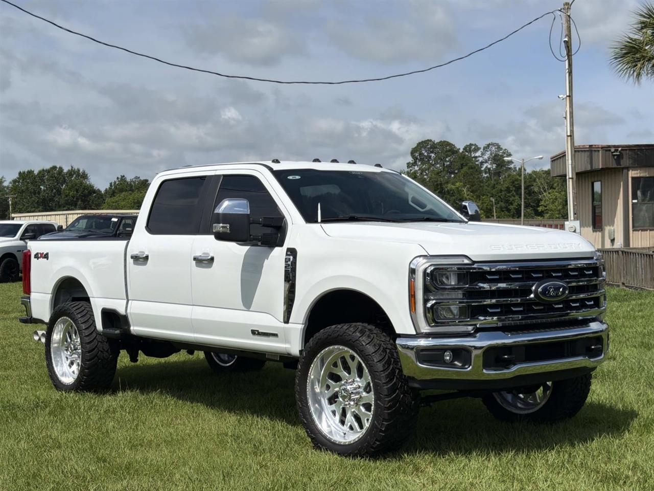Ford Super Duty F-250 SRW King Ranch 4WD Crew Cab 8' Box 2025
