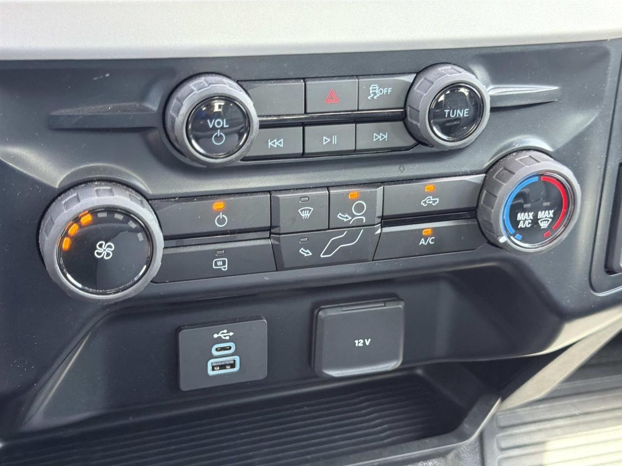 Ford Super Duty F-250 SRW King Ranch 4WD Crew Cab 8' Box 2025